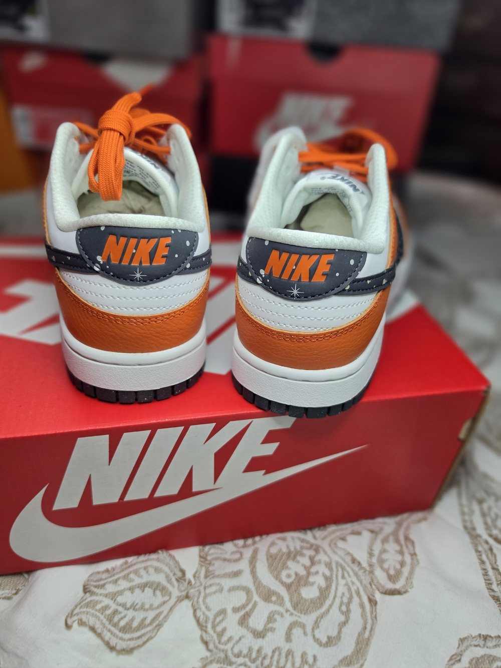 Nike Dunks Low "NIGHT SKY" Campfire Orange | Men's 7 Or Women's 8.5 - Picture 5 of 6
